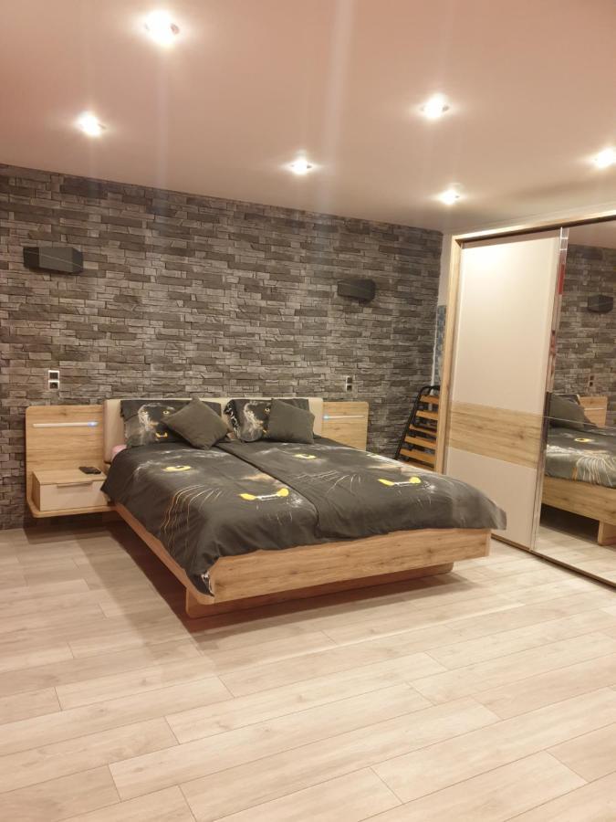 Room Petra In Centertown Senj  Extérieur photo