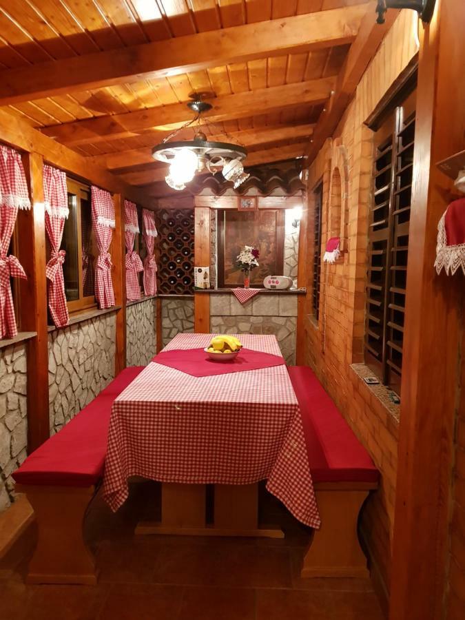 Room Petra In Centertown Senj  Extérieur photo